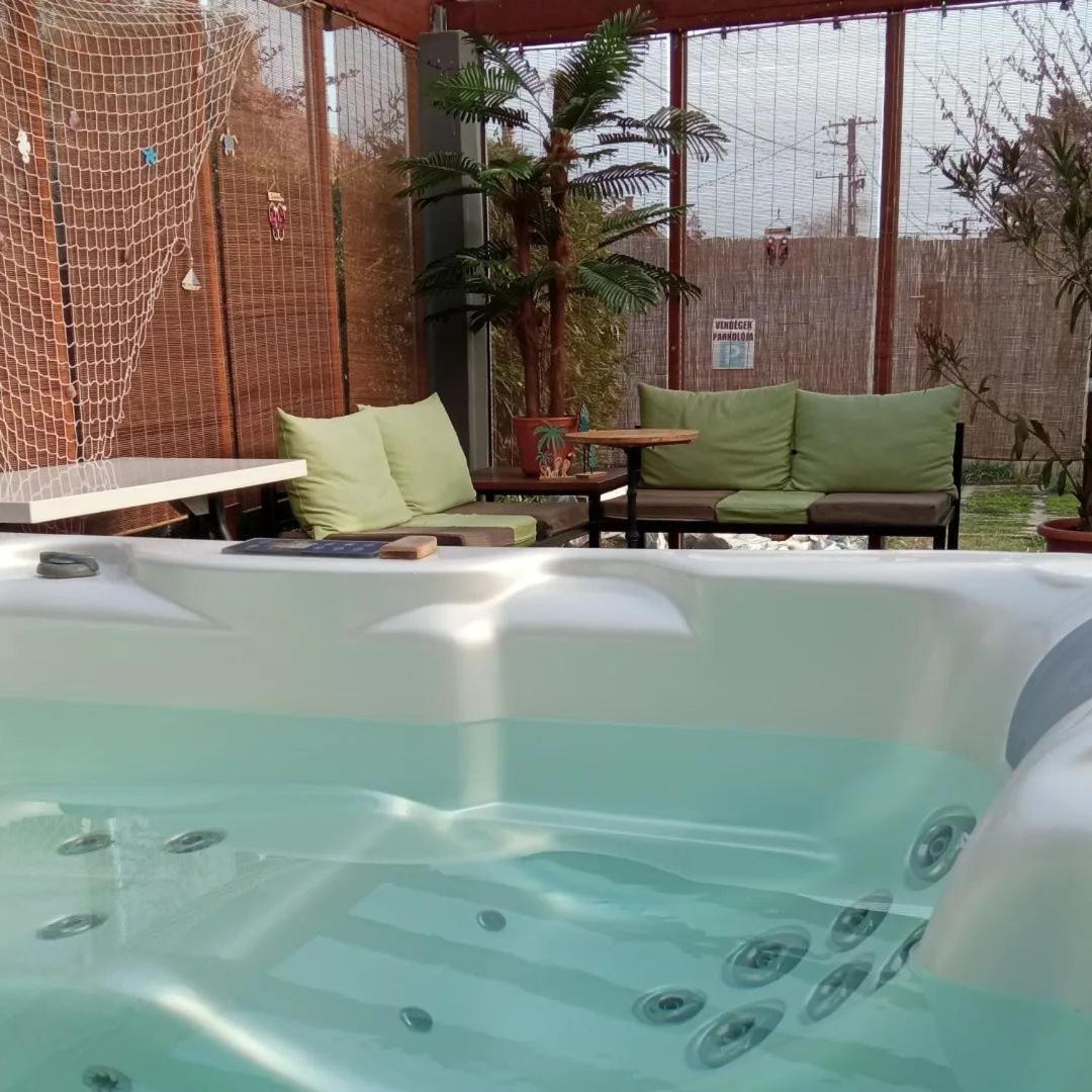 Green Corner Wellness Puspokladany Экстерьер фото